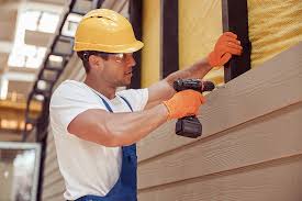 How To Choose The Right Materials for Your Siding Installation in 'Goodyear, AZ